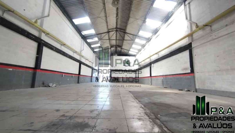 Bodega En Arriendo - Av. Pilsen, Itagüí