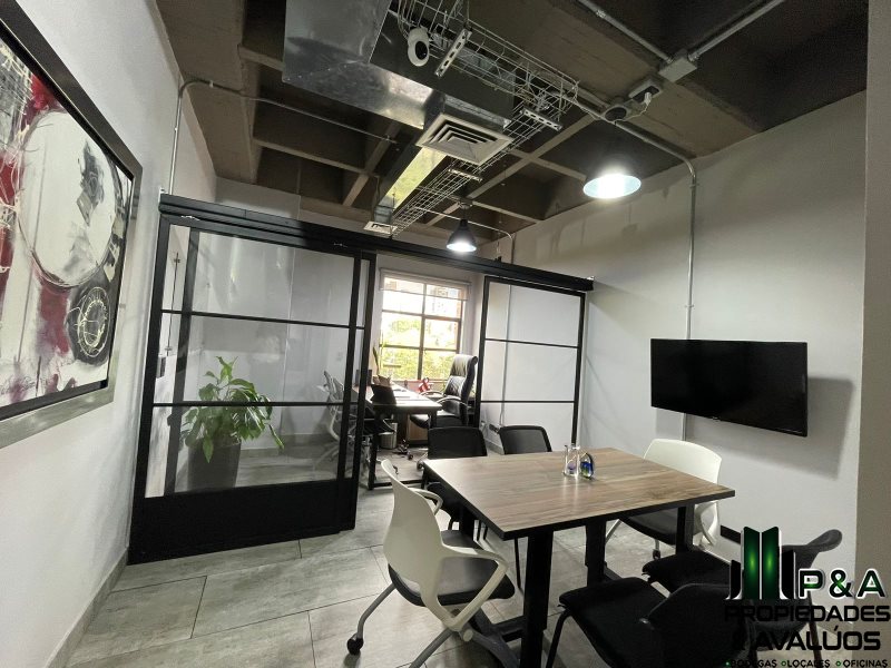 Oficina disponible para Arriendo en Medellín Poblado Foto numero 1