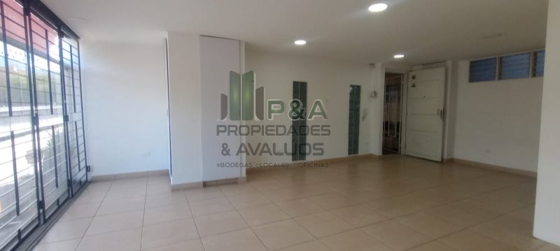 Local disponible para Arriendo en Medellin con un valor de $2,000,000 código 2444