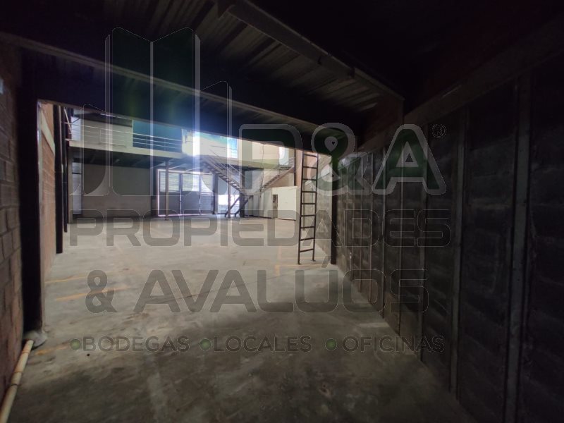 Bodega disponible para Arriendo en La Estrella La Estrella Foto numero 1