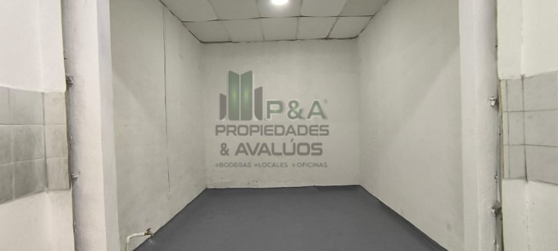 Local disponible para Arriendo en Medellín con un valor de $2,500,000 código 3040