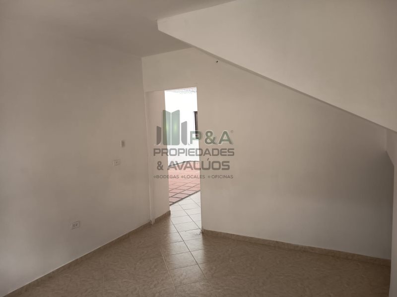 Casa-local disponible para Arriendo en Medellín con un valor de $4,000,000 código 2629