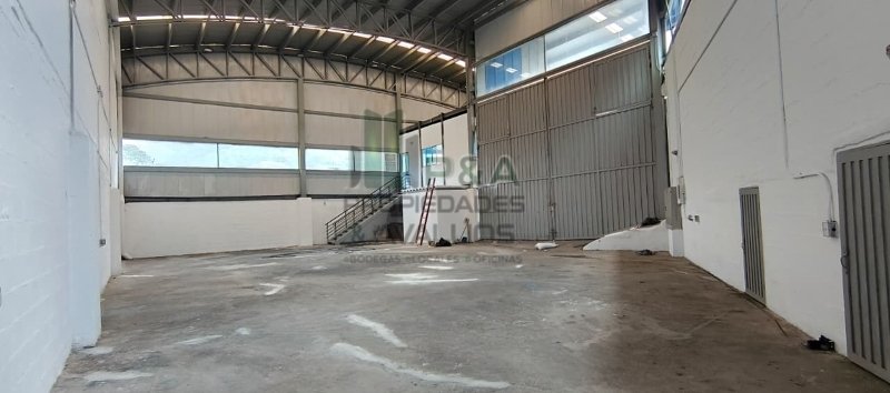 Bodega disponible para Arriendo en La Estrella Caldas Foto numero 1