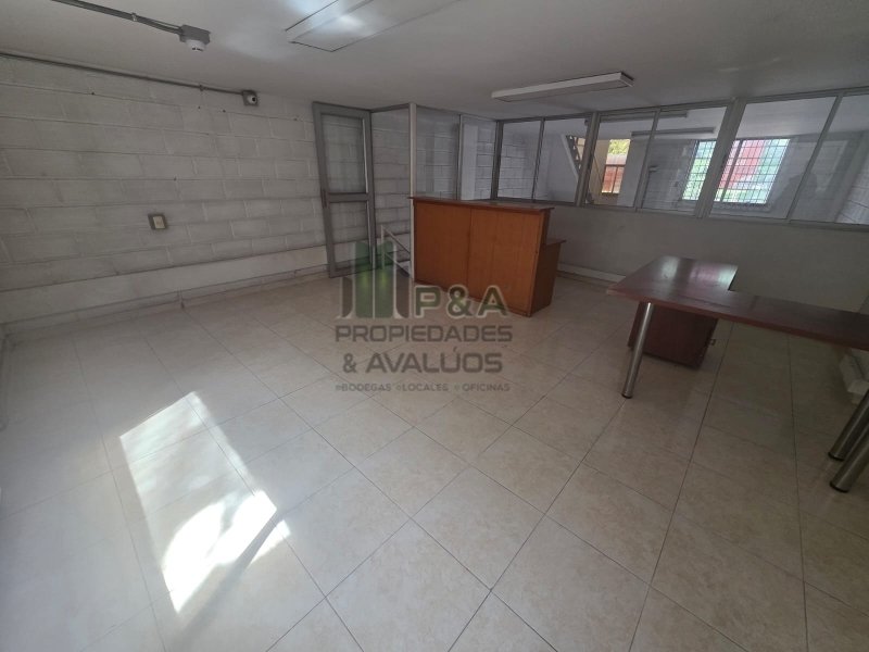 Bodega disponible para Arriendo en Medellín con un valor de $7,800,000 código 2864