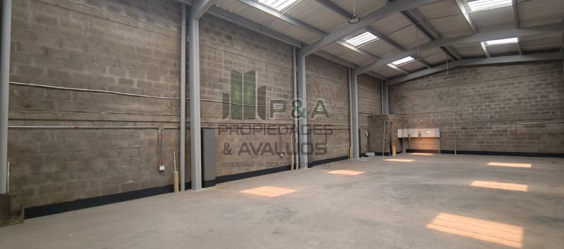 Bodega disponible para Arriendo en Sabaneta Sabaneta Foto numero 1