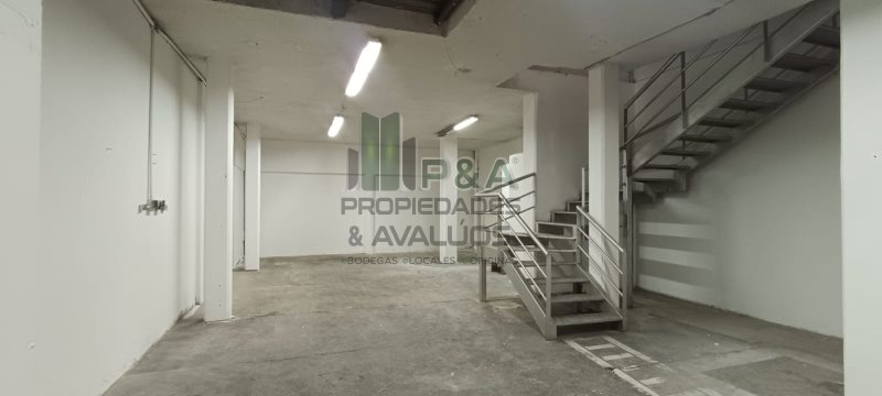 Bodega disponible para Arriendo en Medellín con un valor de $21,500,000 código 2727