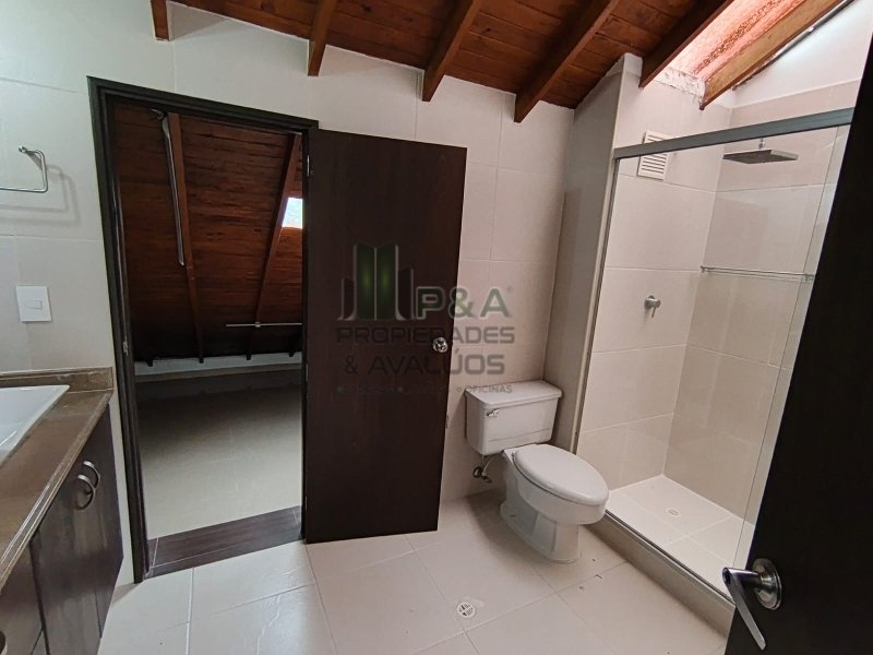 Casa En Arriendo - El Poblado, Medellín