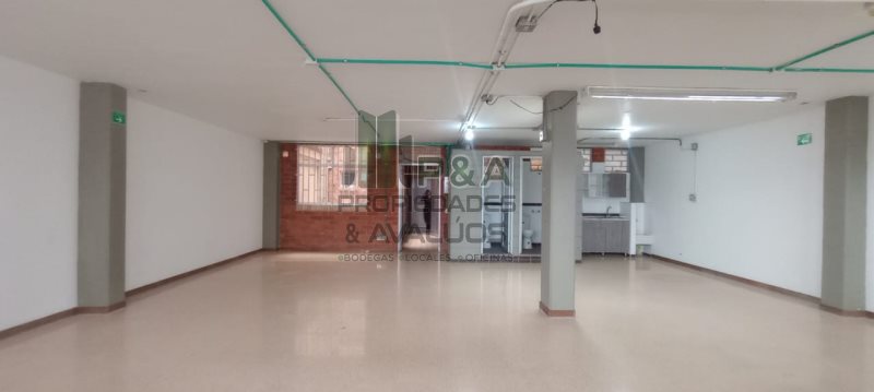 Bodega disponible para Arriendo en Medellin Belen Foto numero 1