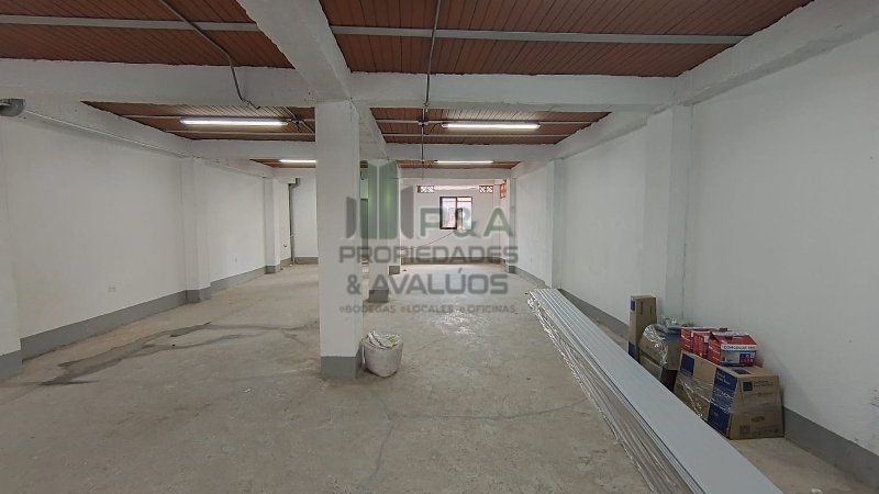 Bodega En Arriendo - Campo Valdés, Medellín