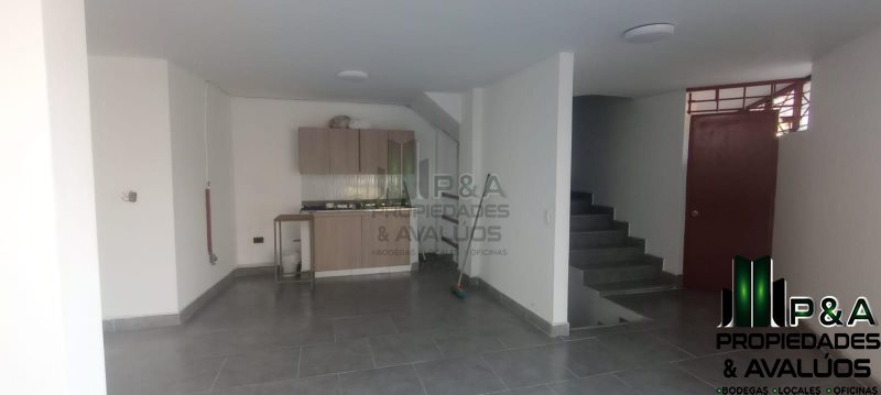 Bodega disponible para Arriendo en Medellin Guayabal Foto numero 1