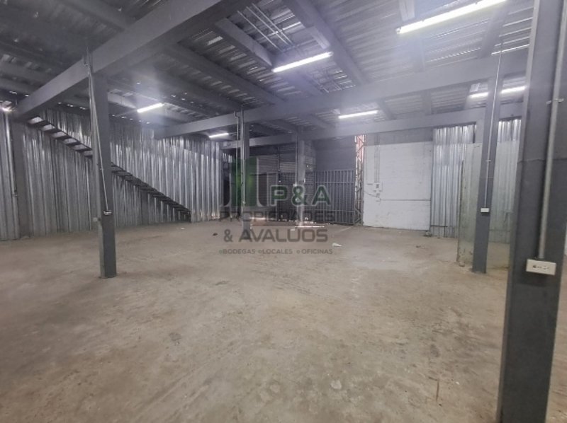 Bodega En Arriendo - Centro, Medellín